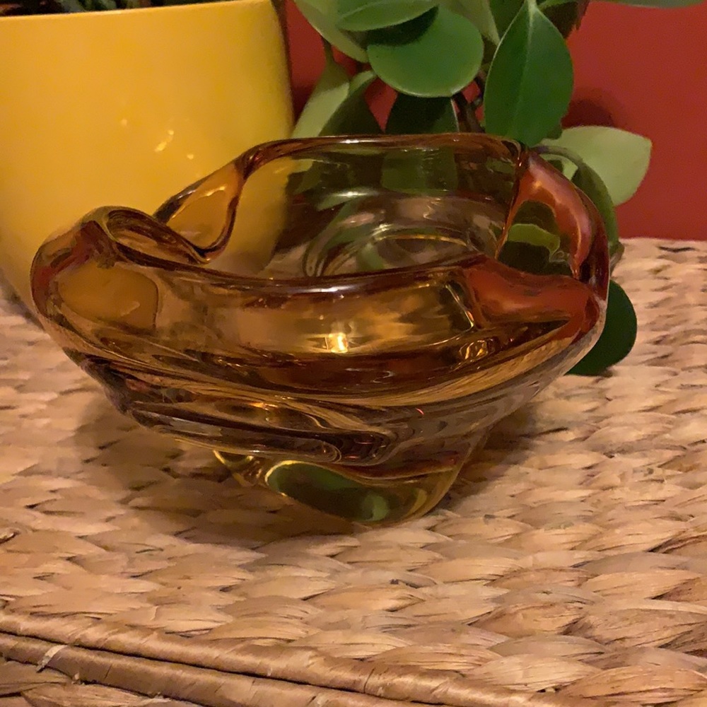 Vintage amber colored slump art glass dish / ashtray - Picture 3 of 6